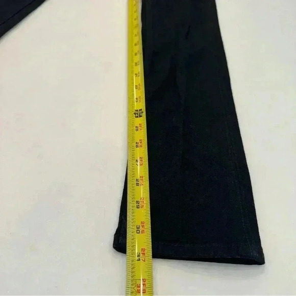 Hudson women’s black jeans. Button down flap back pockets size 24 - Picture 6 of 10